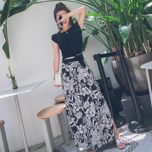 新款荷叶边吊带上衣阔腿套装：穿出女神范儿（图）