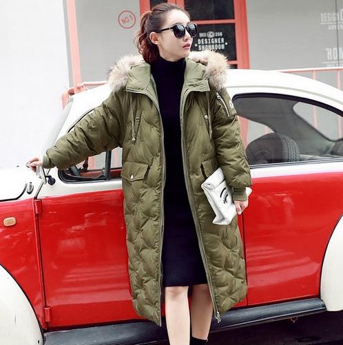 干练利落的羊羔毛领飞行员夹克棉服的多种搭配（图）