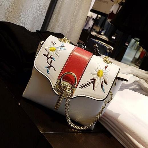 2017早秋刺绣单肩包：女士新款单肩包推荐（图）