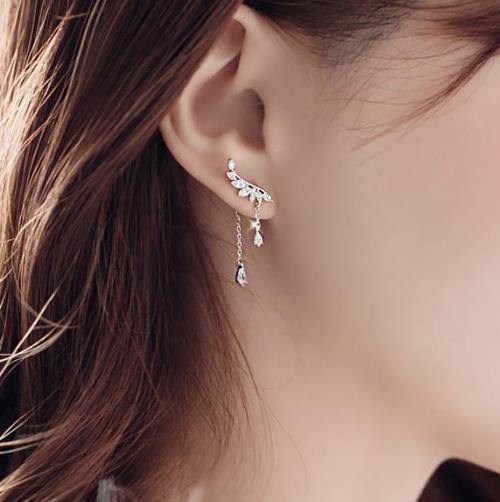 迪丽热巴同款流苏蝴蝶结气质耳环:甜美性感(图) 迪丽热巴同款流苏蝴蝶结气质耳环:甜美性感(图)