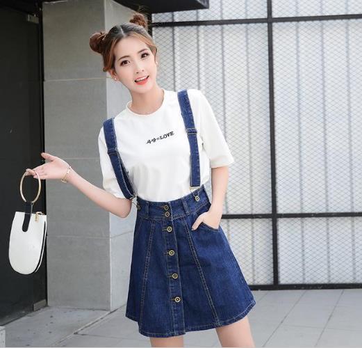 包臀半身裙怎么搭配上衣：5款半身裙让你更性感