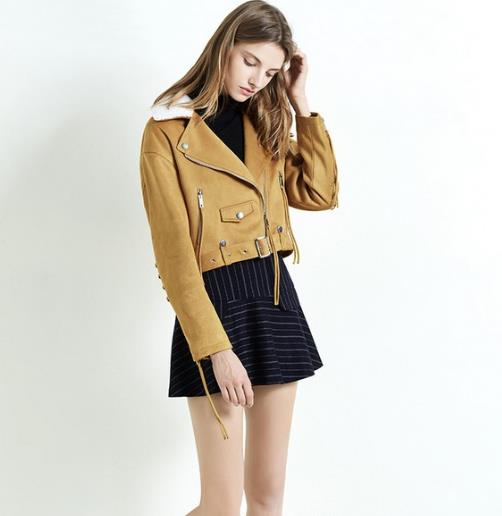 又帅又显气质的麂皮绒流苏机车短夹克搭配（图）