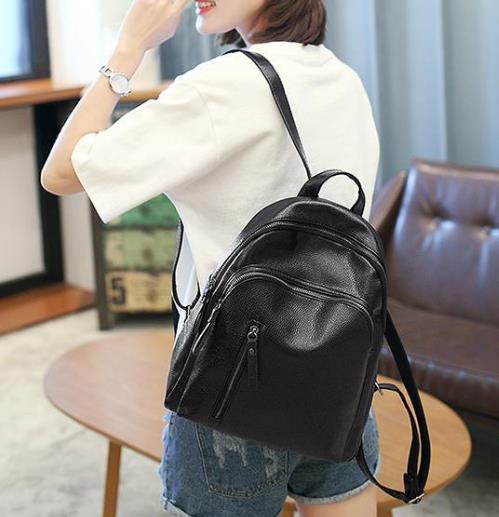 2017新款韩版双肩包：简约时尚双肩包推荐（图）