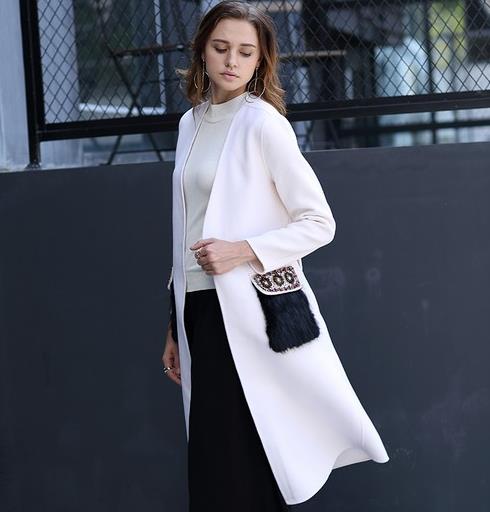 珍珠开叉羊绒大衣这样搭配彰显时尚优雅女神范（图）