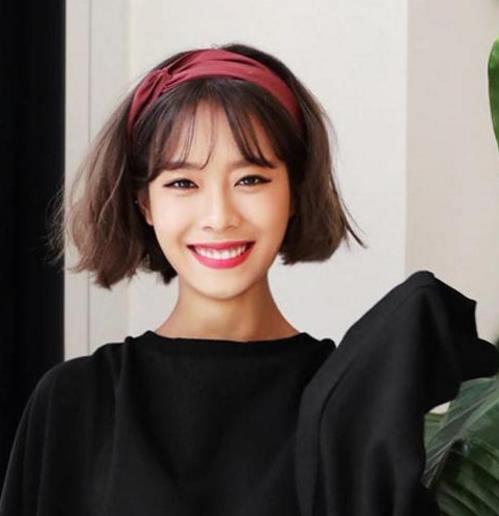 这几款珍珠花朵发箍尽显青春甜美的女神范儿（图）