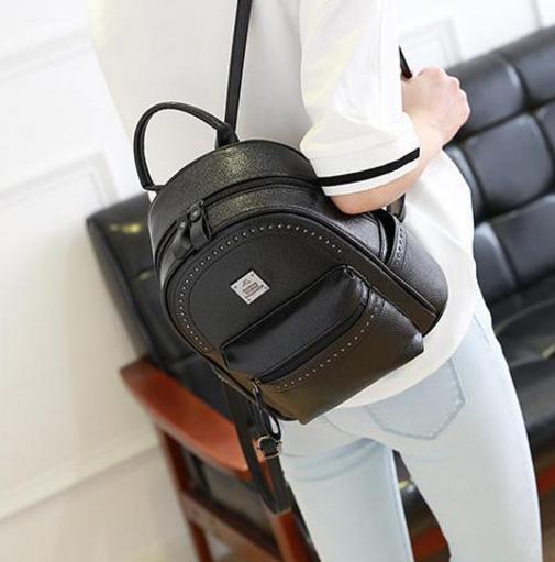 2017新款日韩学院风双肩包搭配:打造时尚潮流范 2017新款日韩学院风双肩包搭配:打造时尚潮流范