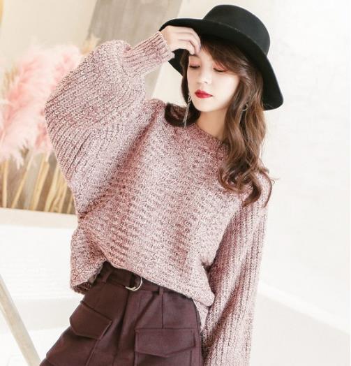 小脚裤搭配半高领纯色针织衫：打造百变风格（图）