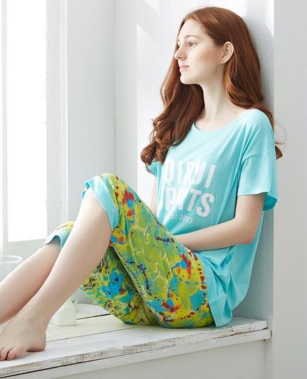 印花纯棉七分裤睡衣搭配:6款舒适百搭睡衣推荐 印花纯棉七分裤睡衣搭配:6款舒适百搭睡衣推荐