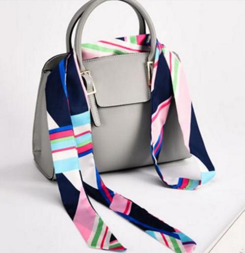 优雅女人必备的颈间丝巾：百搭丝巾又显气质（图）