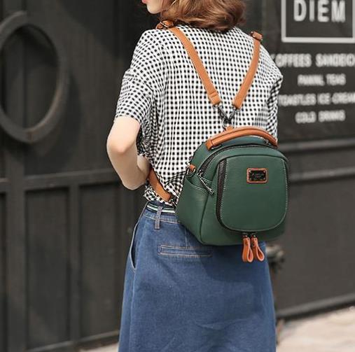 迪丽热巴同款水钻蜻蜓刺绣双肩包：彰显时尚潮流