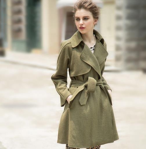 宽松单排扣格子毛呢外套：5款外套演绎时尚复古风