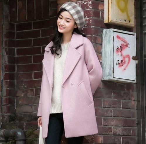 胖MM穿中长款翻领加厚毛呢大衣:显瘦百搭又性感 胖MM穿中长款翻领加厚毛呢大衣:显瘦百搭又性感