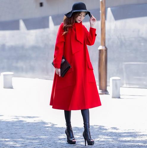 胖MM穿中长款翻领加厚毛呢大衣：显瘦百搭又性感