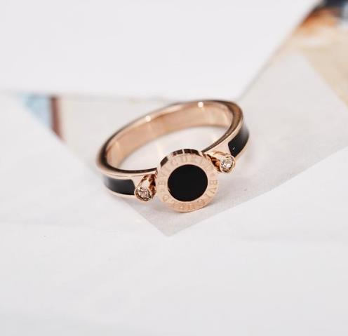 韩版双圈锆石玫瑰金项链搭配：简约时尚项链分享