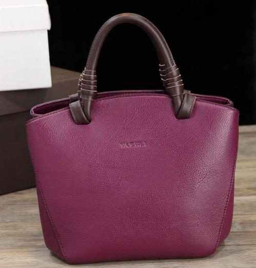 2017秋冬最流行时尚链条女包真皮小方包搭配(图) 2017秋冬最流行时尚链条女包真皮小方包搭配(图)