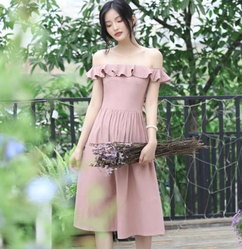 今年最流行高腰连衣裙:时尚又性感连衣裙推荐(图) 今年最流行高腰连衣裙:时尚又性感连衣裙推荐(图)