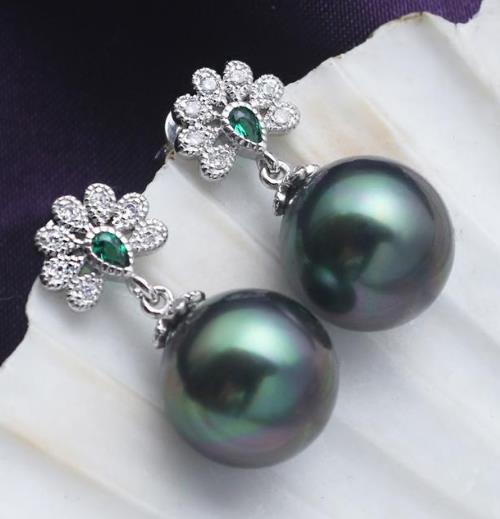 彰显高贵品位的天然母贝珍珠耳环：美出新高度（图）