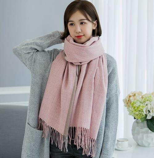妩媚的气质配妩媚的围巾：双面百搭加厚围巾（图）
