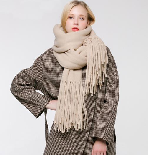 妩媚的气质配妩媚的围巾：双面百搭加厚围巾（图）