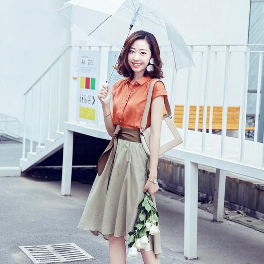 立领纯色蕾丝连衣裙搭配:6款连衣裙搭出女人味 立领纯色蕾丝连衣裙搭配:6款连衣裙搭出女人味