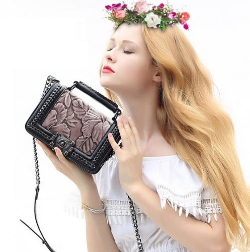 今年值得入手的链条包:加厚牛皮压花链条包推荐 今年值得入手的链条包:加厚牛皮压花链条包推荐