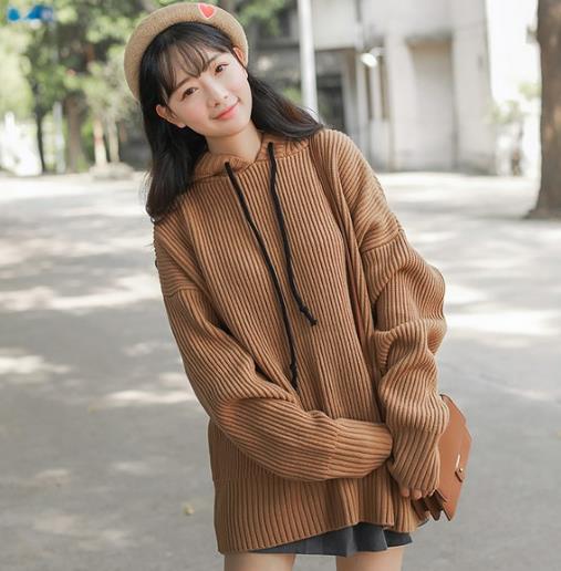 一字领纯色修身针织衫搭配牛仔裤:显瘦减龄(图) 一字领纯色修身针织衫搭配牛仔裤:显瘦减龄(图)