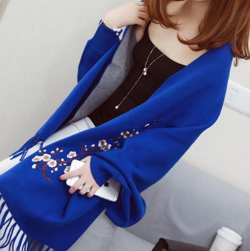 今年优雅大气的不规则流苏披肩才是流行的经典（图）