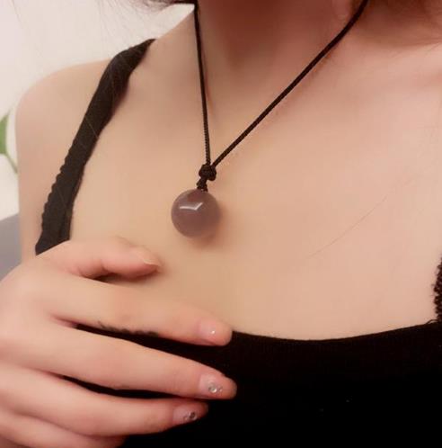彩金镶钻幸运项链气质简约吊坠：时尚又优雅（图）