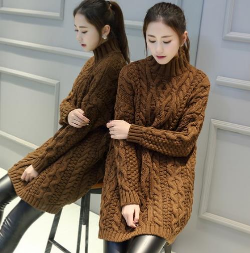 皮裤搭配高领加厚连衣裙：打造优雅时尚复古风（图）