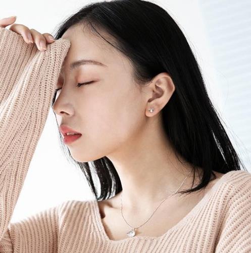 唐嫣同款纯银单钻项链：简约甜美项链分享（图）