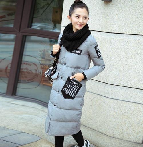 大毛领中长款羽绒服：时尚洋气羽绒服推荐（图）