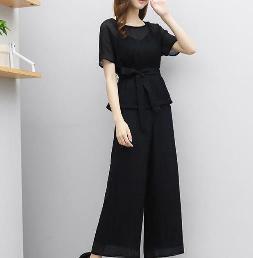 今年流行时尚优雅套装裙：套装裙打造名媛风（图）