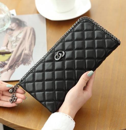 单肩斜跨链条包：成功女性的标配链条包推荐