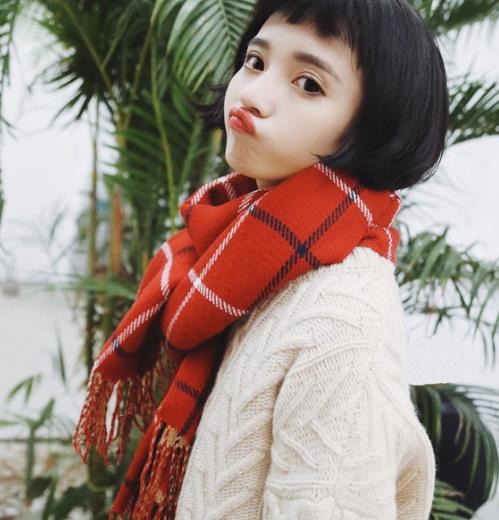 优雅的气质配优雅的围巾:日系拼色针织围巾(图) 优雅的气质配优雅的围巾:日系拼色针织围巾(图)