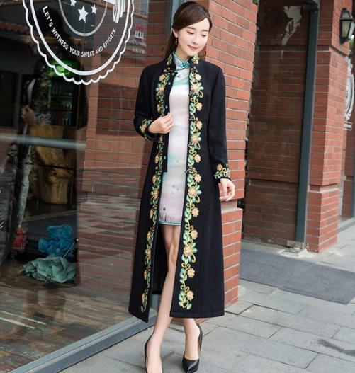 圆领刺绣套头衫这样搭配下装才彰显时尚优雅（图）