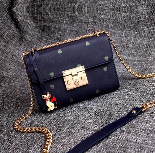 2017流行小方包搭配：百搭丝带蝴蝶结小方包分享