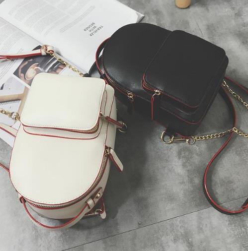 特有范儿的双肩包搭配：时尚韩版铆钉双肩包推荐