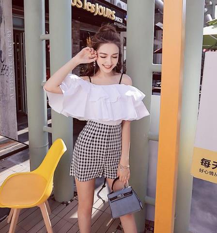 印花t恤+蝴蝶结短裤套装:夏日清新甜美范(图) 印花t恤+蝴蝶结短裤套装:夏日清新甜美范(图)