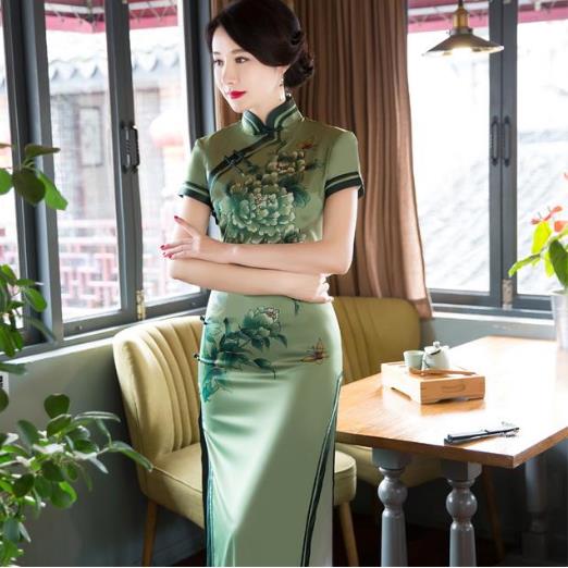 想要做个古韵美人，先从素雅的旗袍开始吧