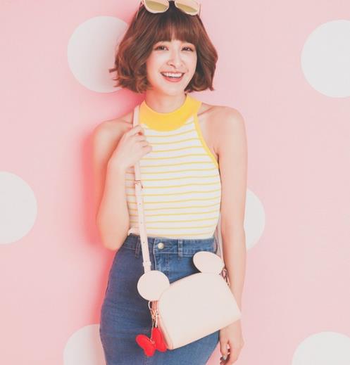 时尚经典款加厚牛皮压花链条包包：百搭不失优雅