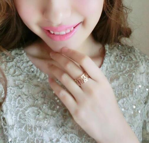 时尚气质钢镀玫瑰金戒指:大气减龄戒指推荐(图) 时尚气质钢镀玫瑰金戒指:大气减龄戒指推荐(图)