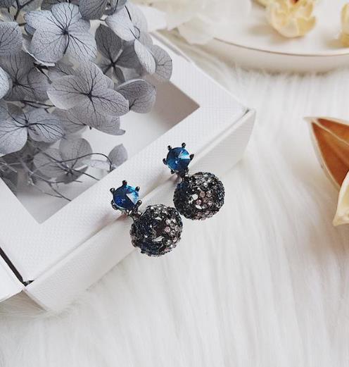 玫瑰金珍珠耳饰的多种搭配：高贵典雅耳饰推荐（图）