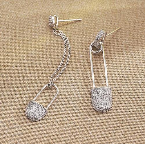 气质冰花流苏水晶耳钉搭配：时尚简约耳钉推荐（图）