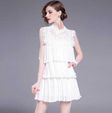 小立领蕾丝蛋糕裙怎么搭配：打造夏日时尚甜美风