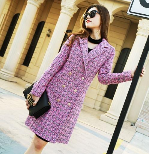 胖MM这样搭配纯色开叉茧型大衣时尚又显瘦（图）