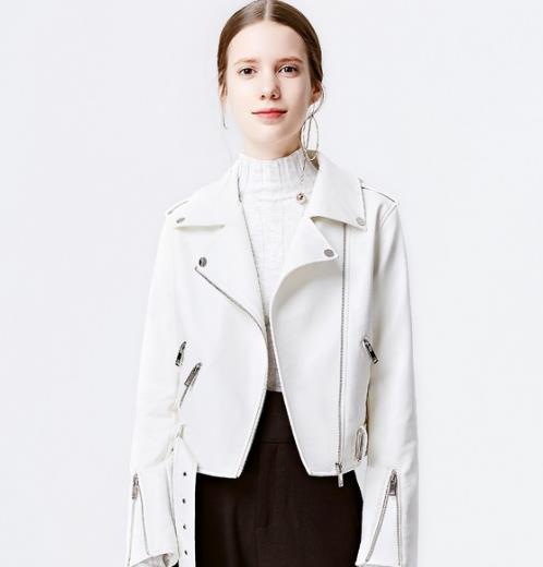 蝙蝠袖皮质短外套搭配:个性十足短外套推荐(图) 蝙蝠袖皮质短外套搭配:个性十足短外套推荐(图)