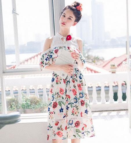 印花绑带露背长裙搭配：5款长裙彰显性感与妖娆