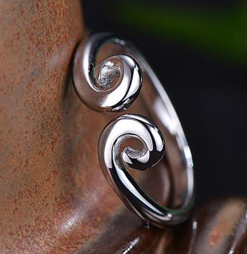 漂亮好看的戒指:时尚简约日韩纯银戒指推荐(图) 漂亮好看的戒指:时尚简约日韩纯银戒指推荐(图)