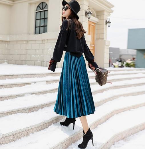 格子高腰半身裙的多种搭配：时尚显瘦复古风（图）