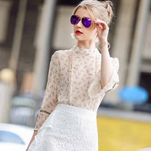 一件喇叭袖雪纺衫的多种穿搭：优雅雪纺衫推荐